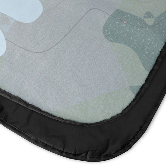 Elk_Mountain_StadiumBlanket_CloseUp_with_back_V_Mockup.png