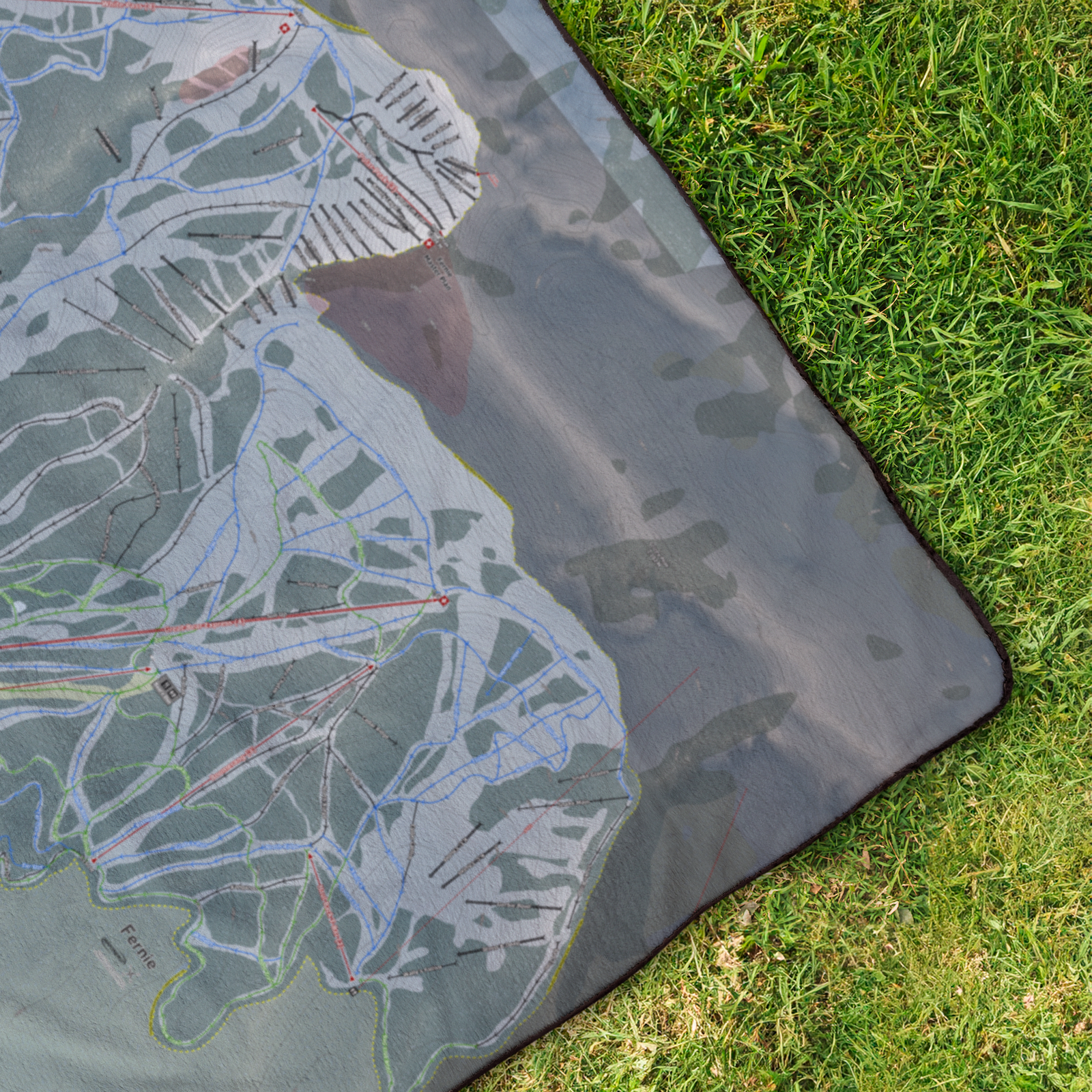 Fernie_StadiumBlanket_OverheadGrass_V_Mockup.png