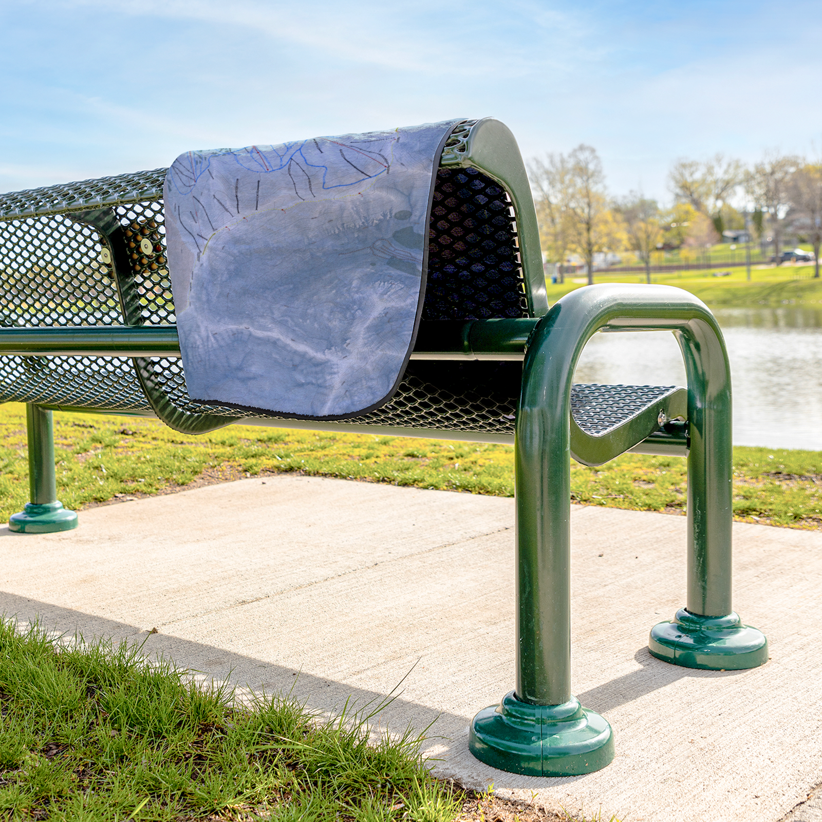 Loveland_StadiumBlanket_Lifestyle_Bench_V_AS_Mockup.png