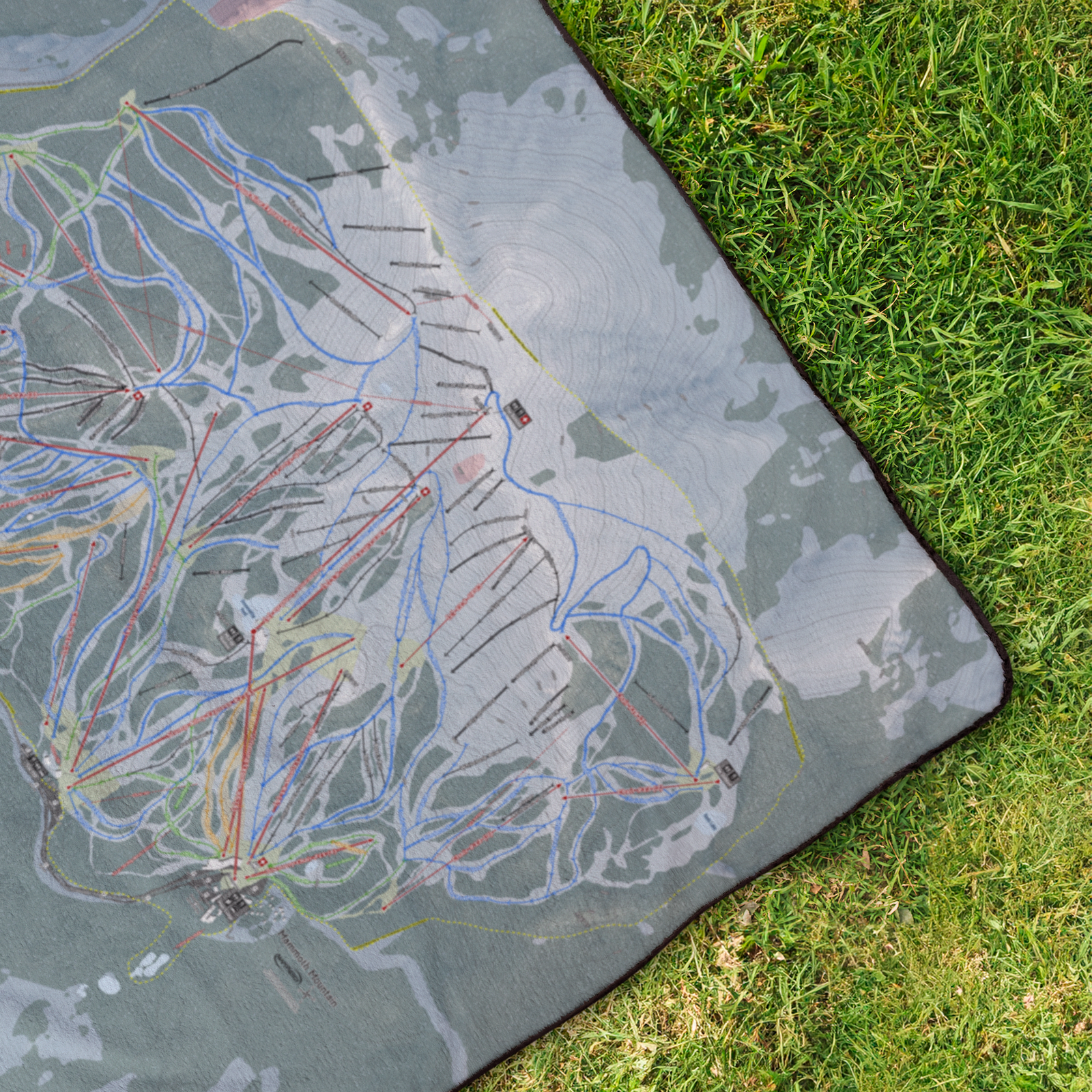 MammothMountain_StadiumBlanket_OverheadGrass_V_Mockup.png