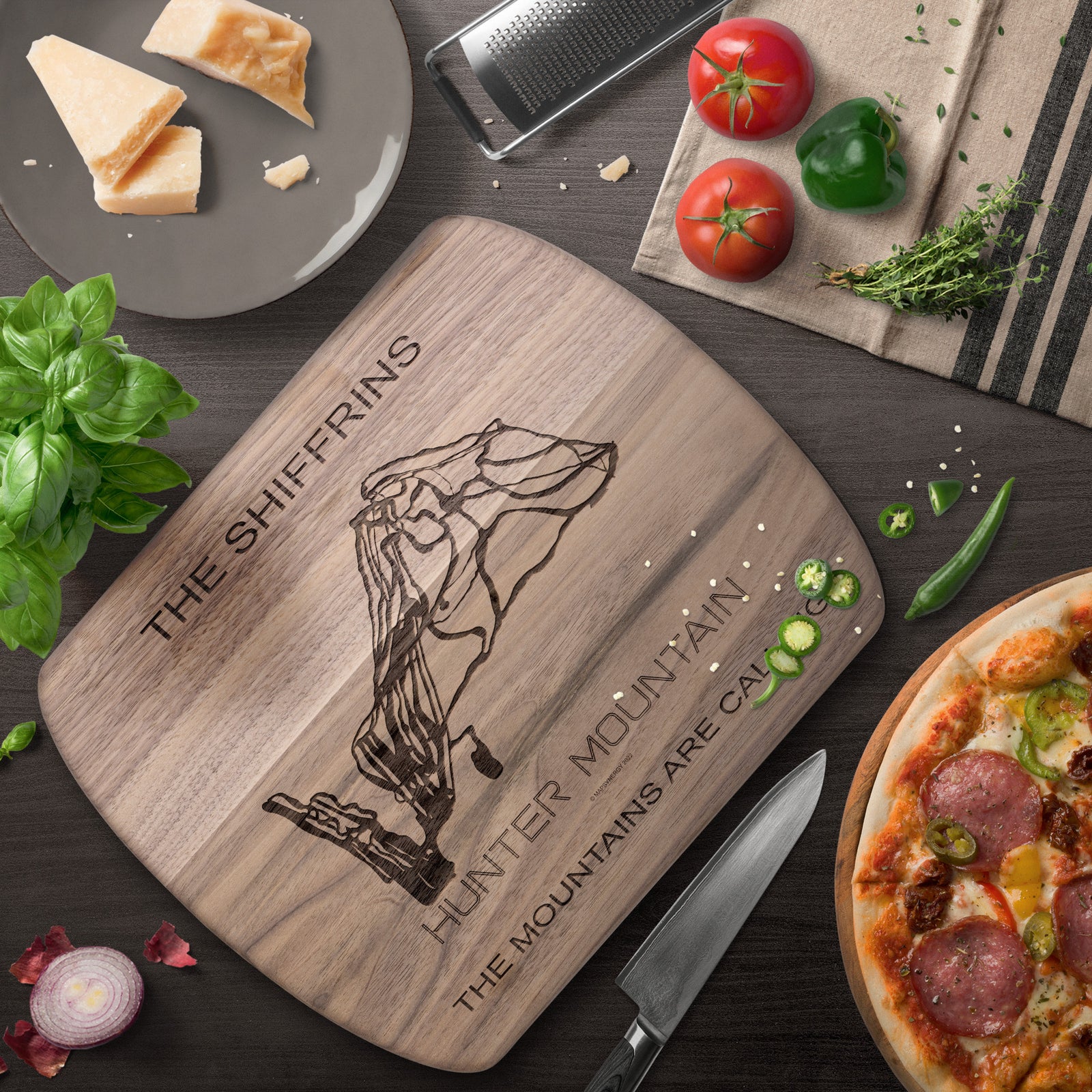 PERSONALIZED HUNTER MOUNTAIN, NEW YORK SKI TRAIL MAP CUTTING BOARD