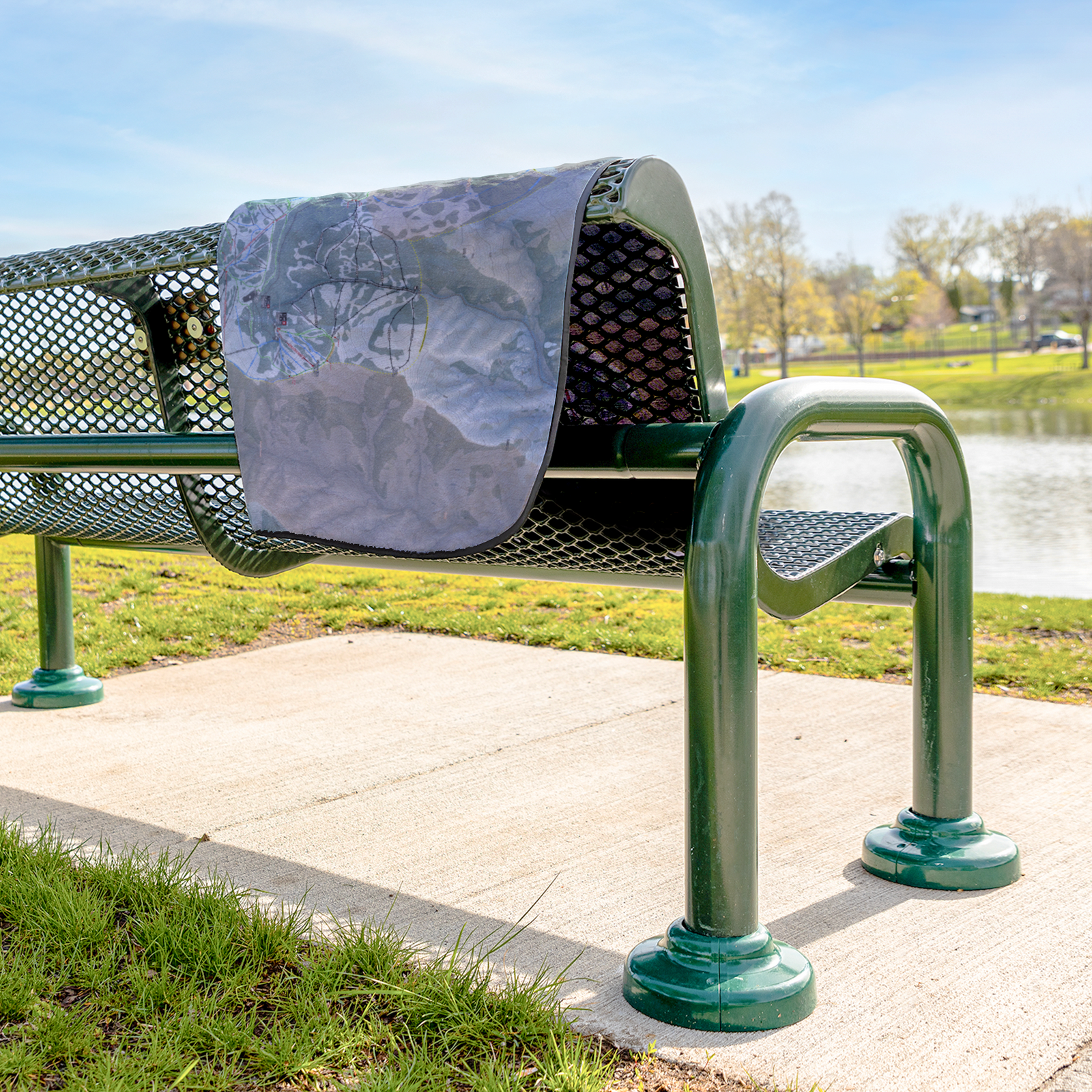 PowderMountain_StadiumBlanket_Lifestyle_Bench_V_AS_Mockup.png