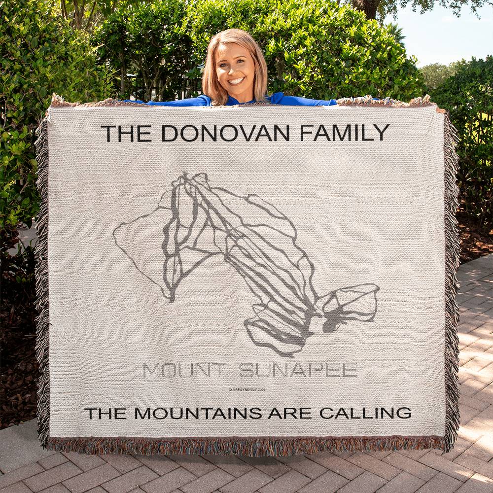 PERSONALIZED MOUNT SUNAPEE, NEW HAMPSHIRE WOVEN BLANKET