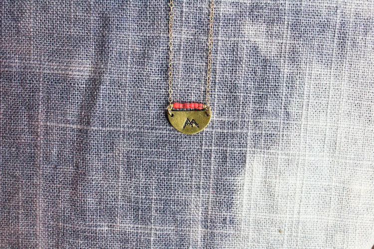 STAMPED MOUNTAIN HALFMOON PENDANT NECKLACE - Powderaddicts