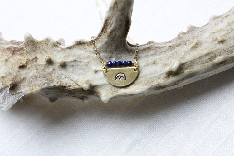 STAMPED MOUNTAIN SUNSET HALFMOON PENDANT NECKLACE - Powderaddicts
