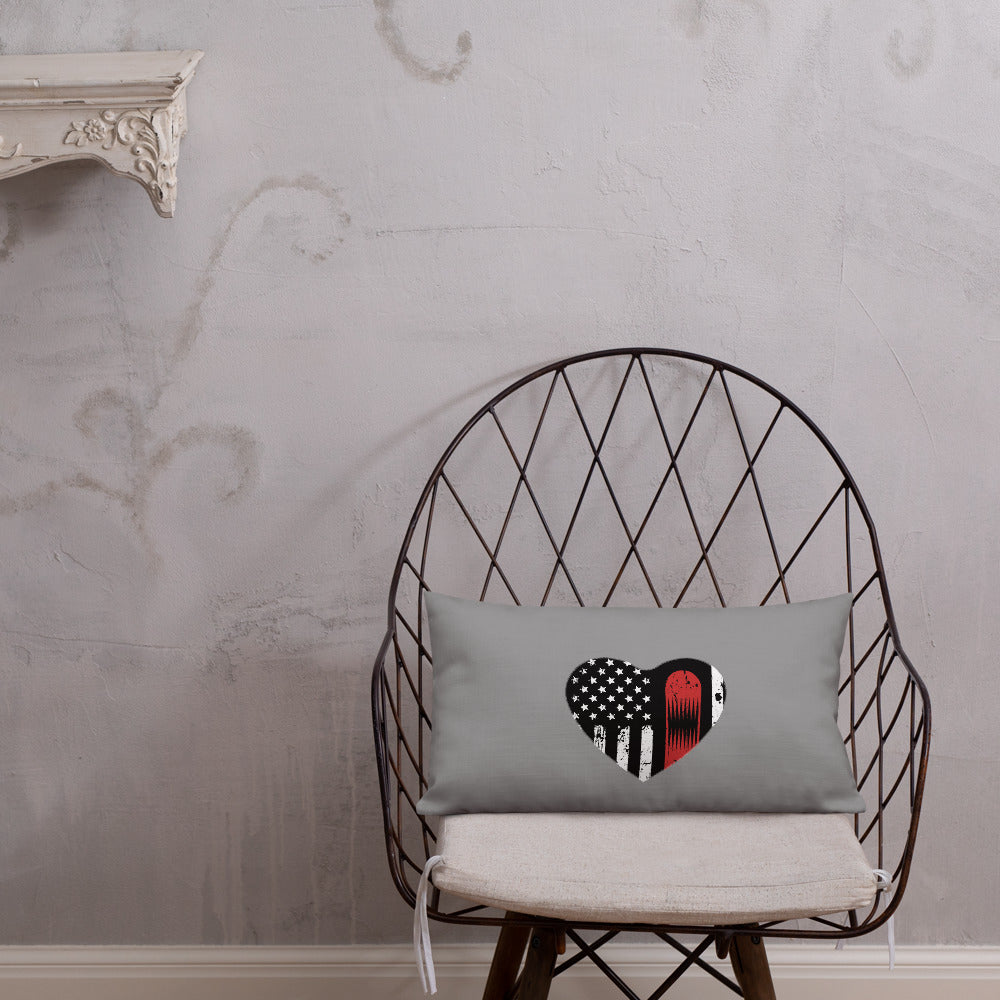Snowboard USA Heart Flag Grey Premium Pillow - Powderaddicts