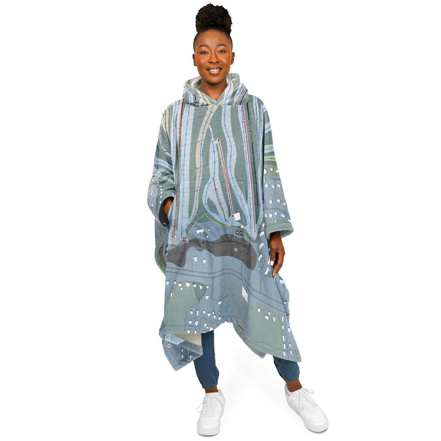 Le Relais, Quebec Ski Resort Map Flannel Blanket Poncho