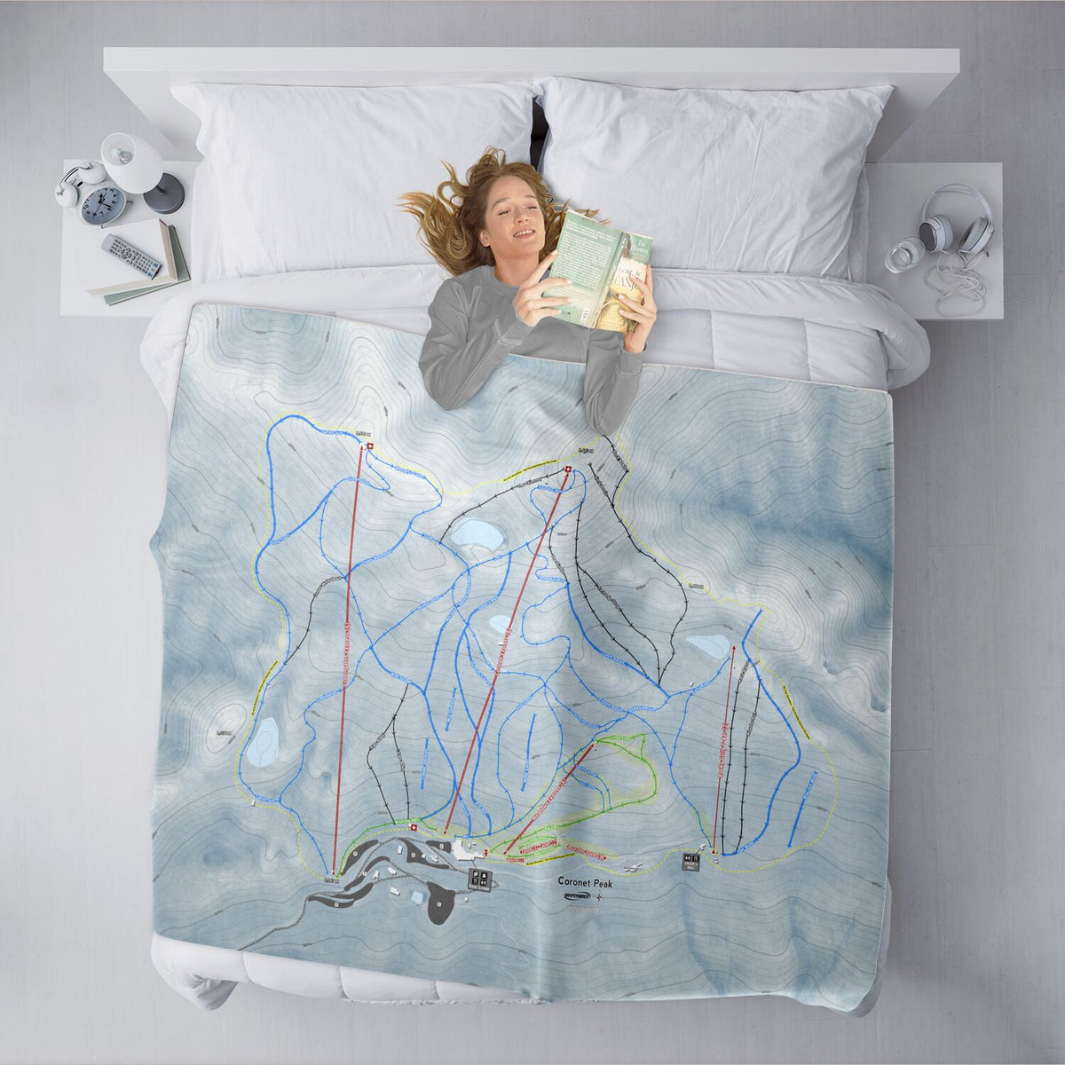 Coronet Peak, New Zealand Ski Resort Map XL Blanket