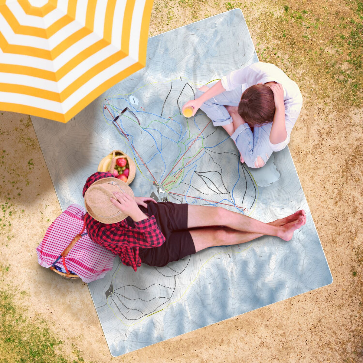 The Remarkables, New Zealand Ski Resort Map Printed Beach Towel