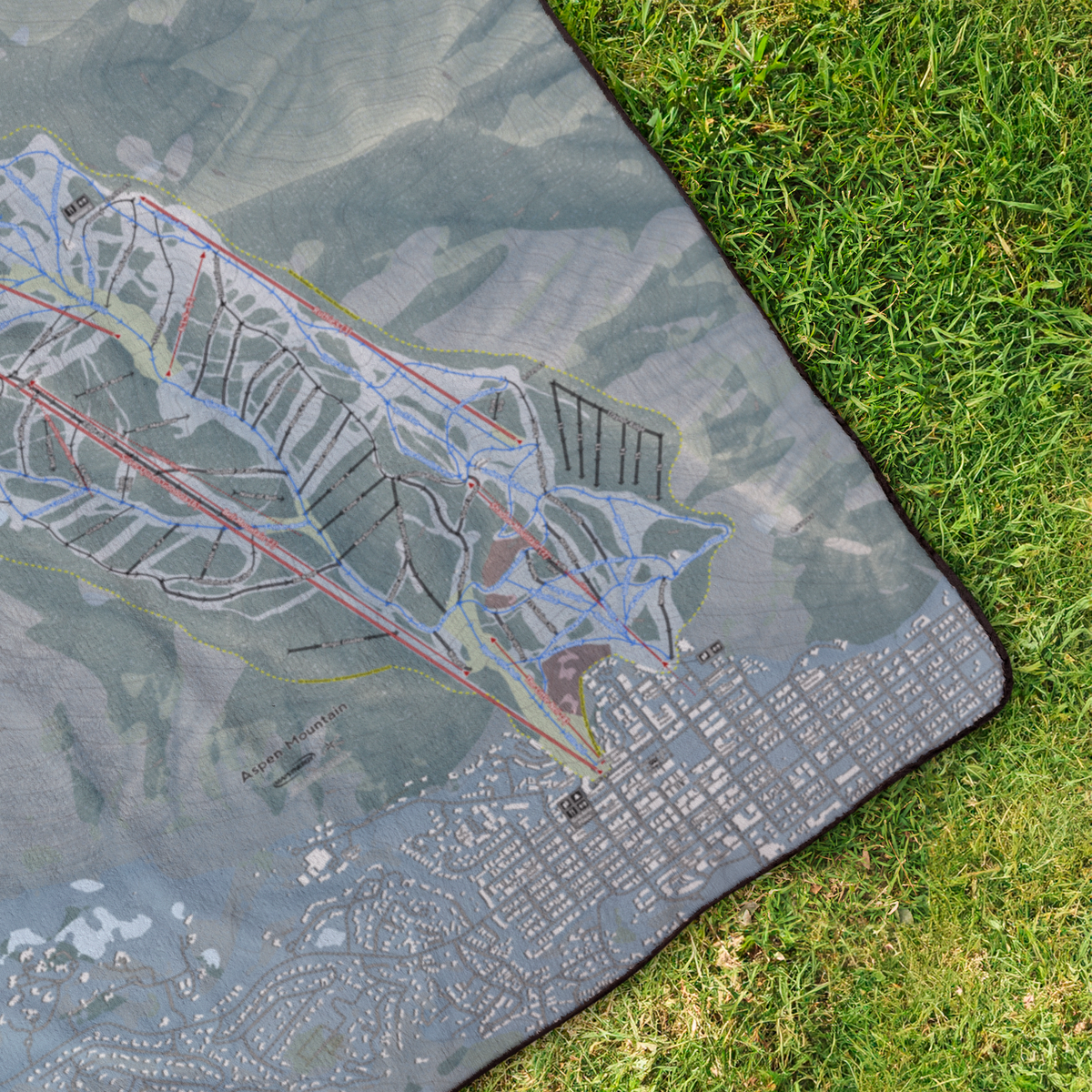 AspenMountain_StadiumBlanket_OverheadGrass_V_Mockup.png