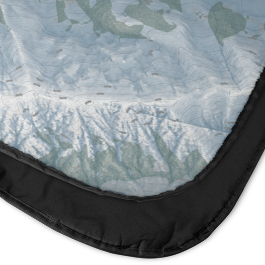 AspenSnowmass_StadiumBlanket_CloseUp_with_back_V_Mockup.png