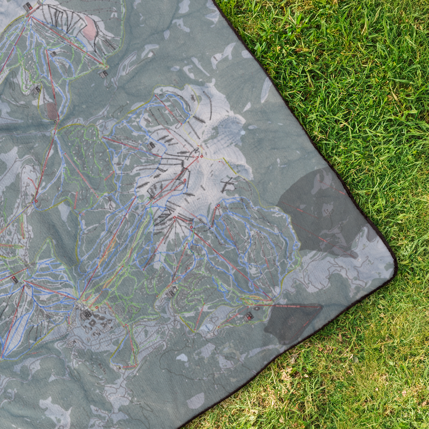 Big_Sky_Combo_StadiumBlanket_OverheadGrass_V_Mockup.png