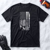 American Flag Skiing – Vintage Distressed Ski Graphic T-Shirt