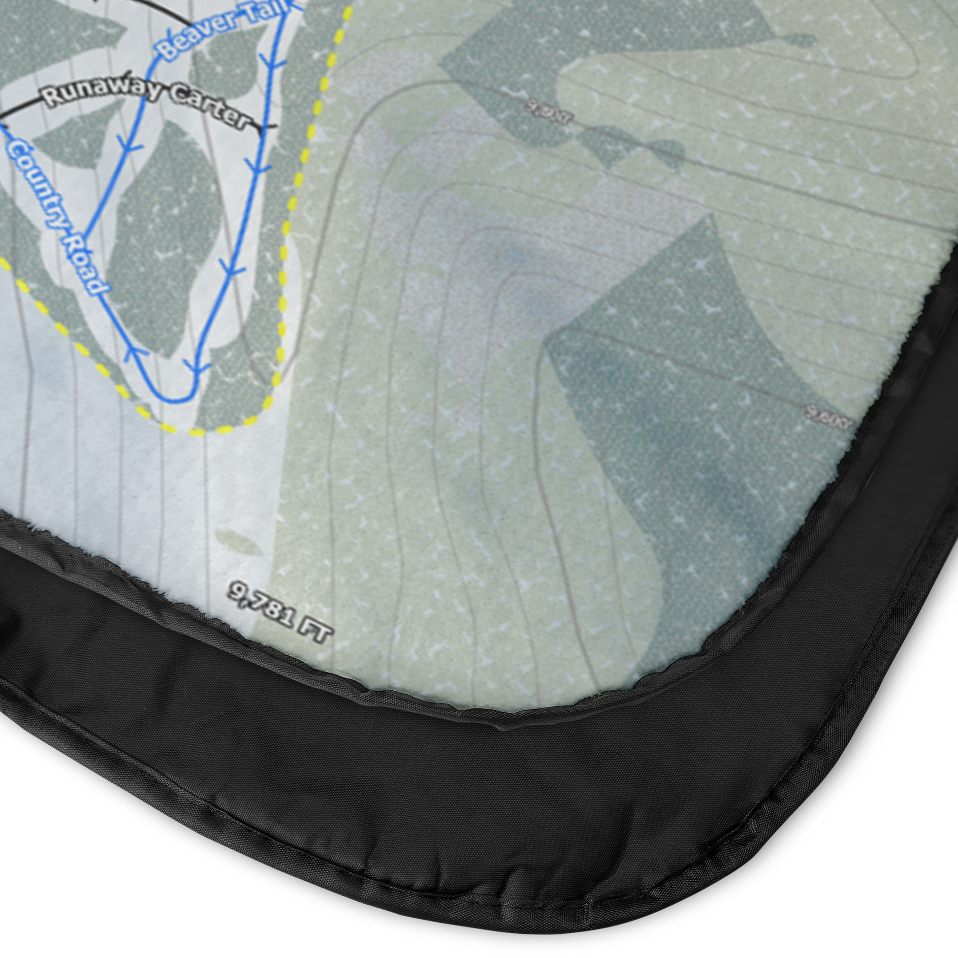 EaglePoint_StadiumBlanket_CloseUp_with_back_V_Mockup.png