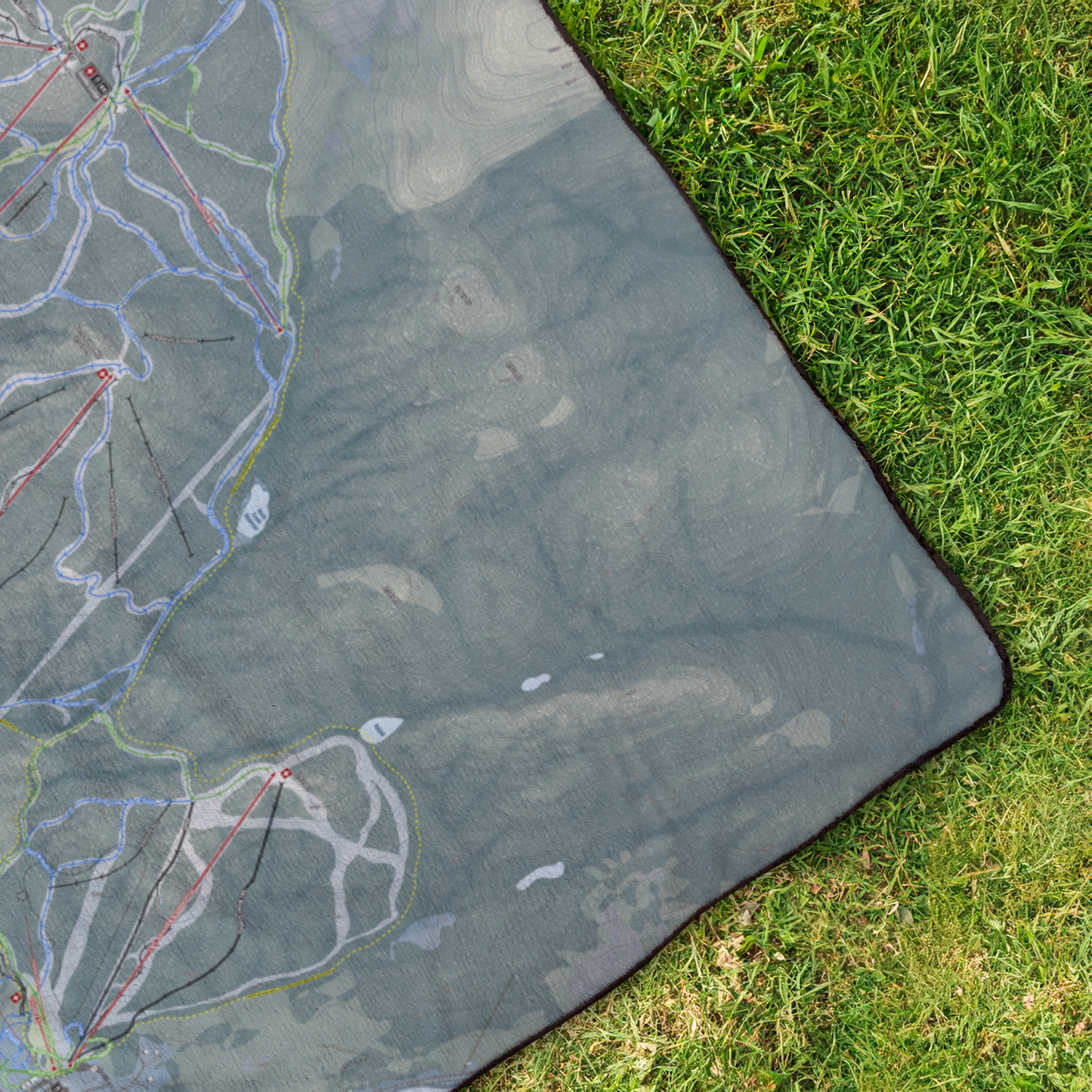 Gore_Mountain_StadiumBlanket_OverheadGrass_V_Mockup.png