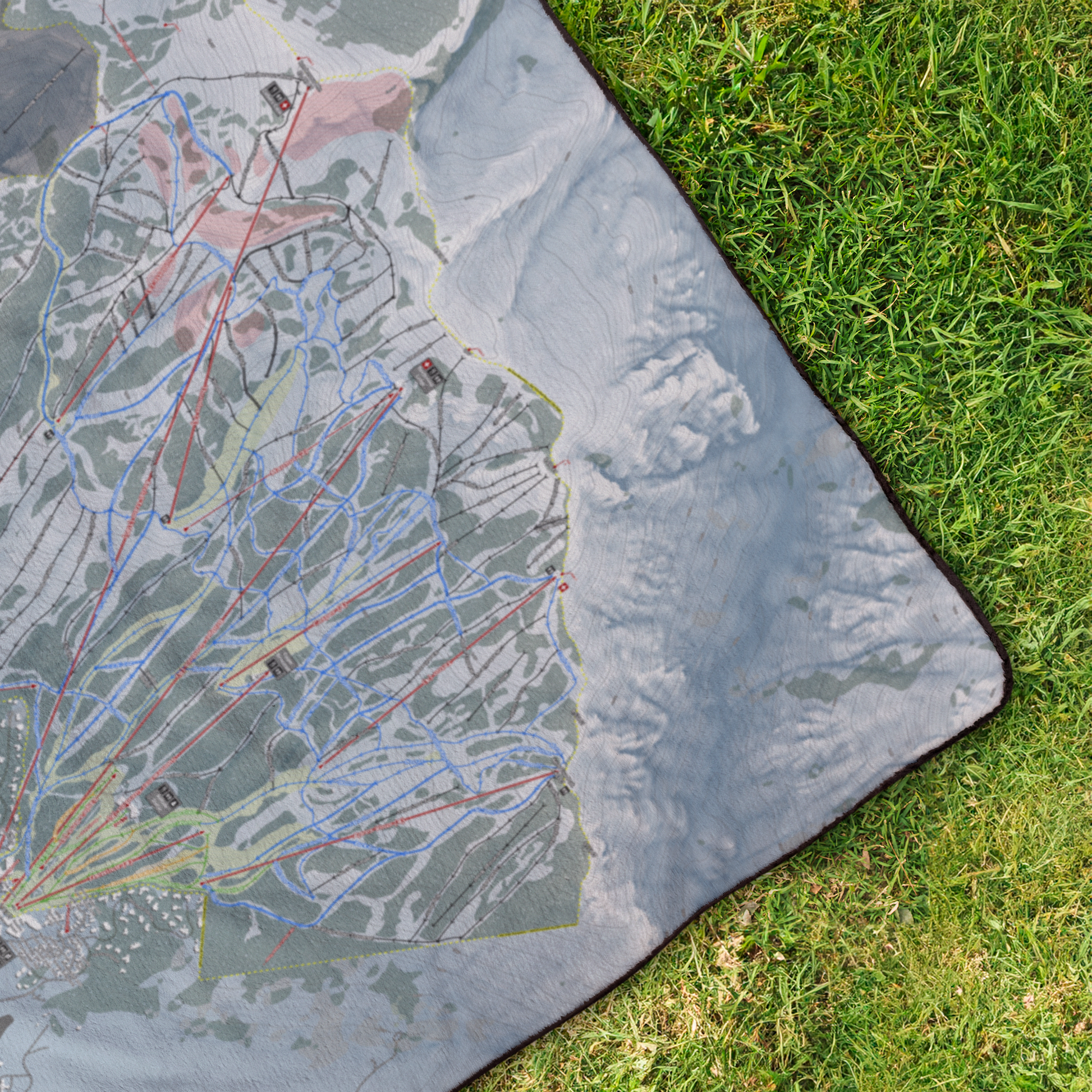 Jackson_Hole_StadiumBlanket_OverheadGrass_V_Mockup.png