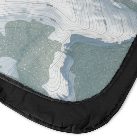 Kirkwood_StadiumBlanket_CloseUp_with_back_V_Mockup.png