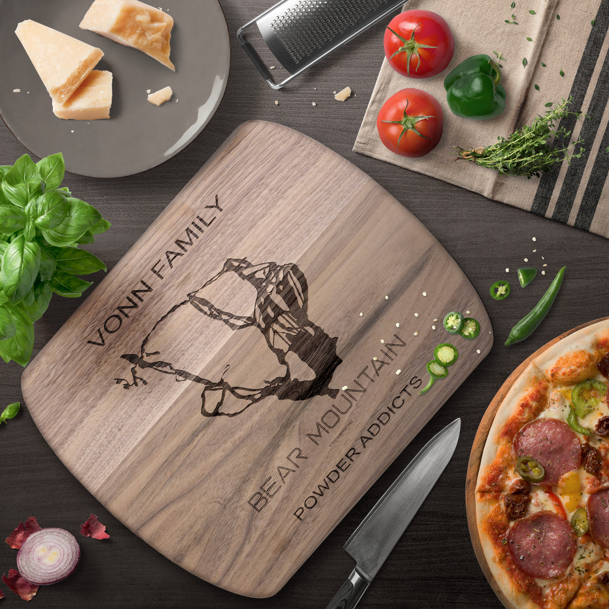 PERSONALIZED BEAR MOUNTAIN , CALIFORNIA SKI TRAIL MAP CUTTING BOARD
