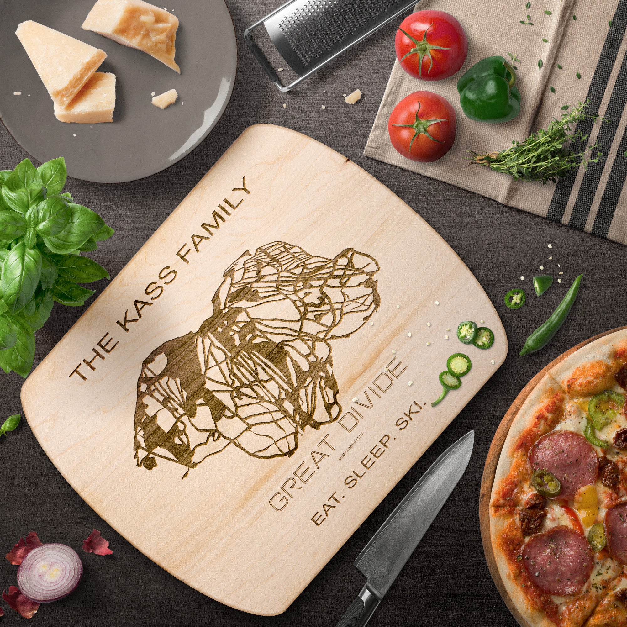PERSONALIZED Great Divide , Montana SKI TRAIL MAP CUTTING BOARD
