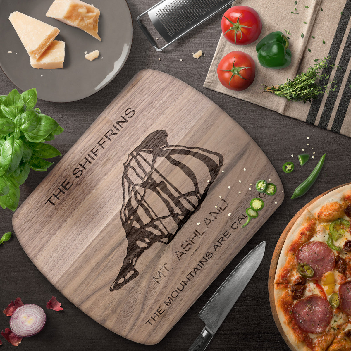 PERSONALIZED MT.ASHLAND,OREGON SKI TRAIL MAP CUTTING BOARD