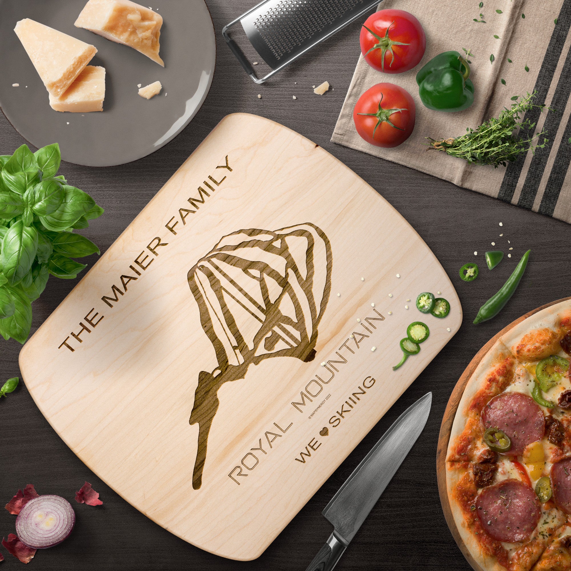 PERSONALIZED ROYAL MOUNTAIN, NEW YORK SKI TRAIL MAP CUTTING BOARD