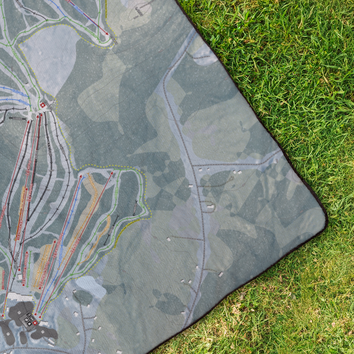 PatsPeak_StadiumBlanket_OverheadGrass_V_Mockup.png