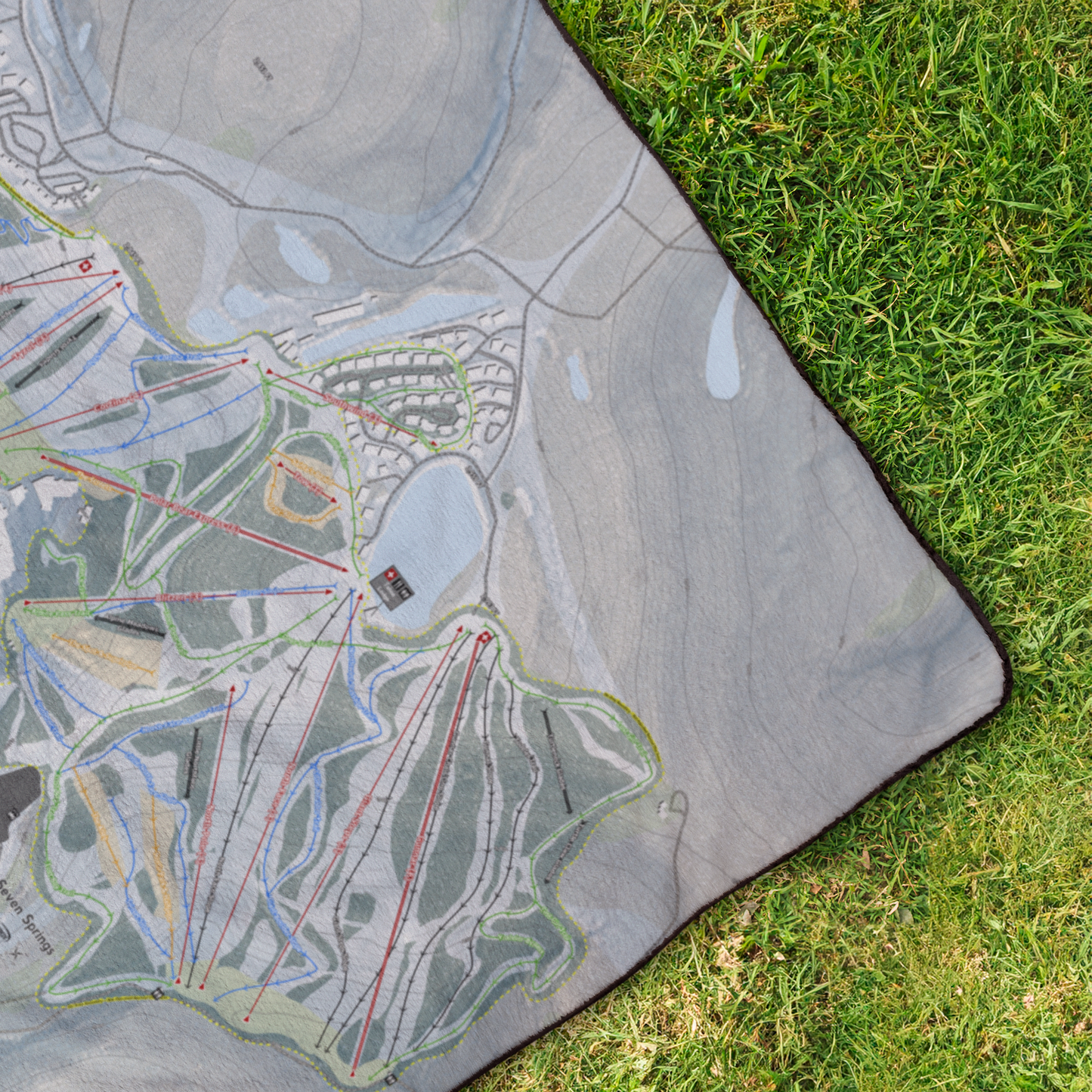 Seven_Springs_StadiumBlanket_OverheadGrass_V_Mockup.png