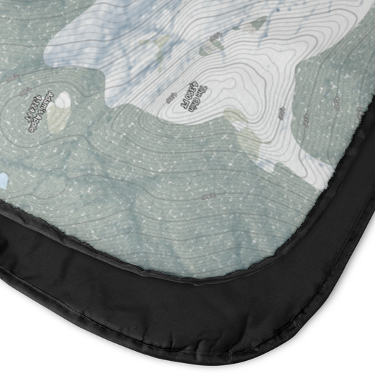 Stowe_StadiumBlanket_CloseUp_with_back_V_Mockup.png