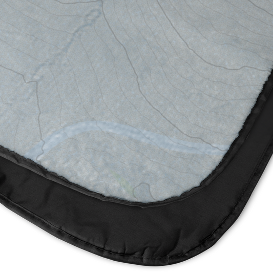 StrattonMountain_StadiumBlanket_CloseUp_with_back_V_Mockup.png