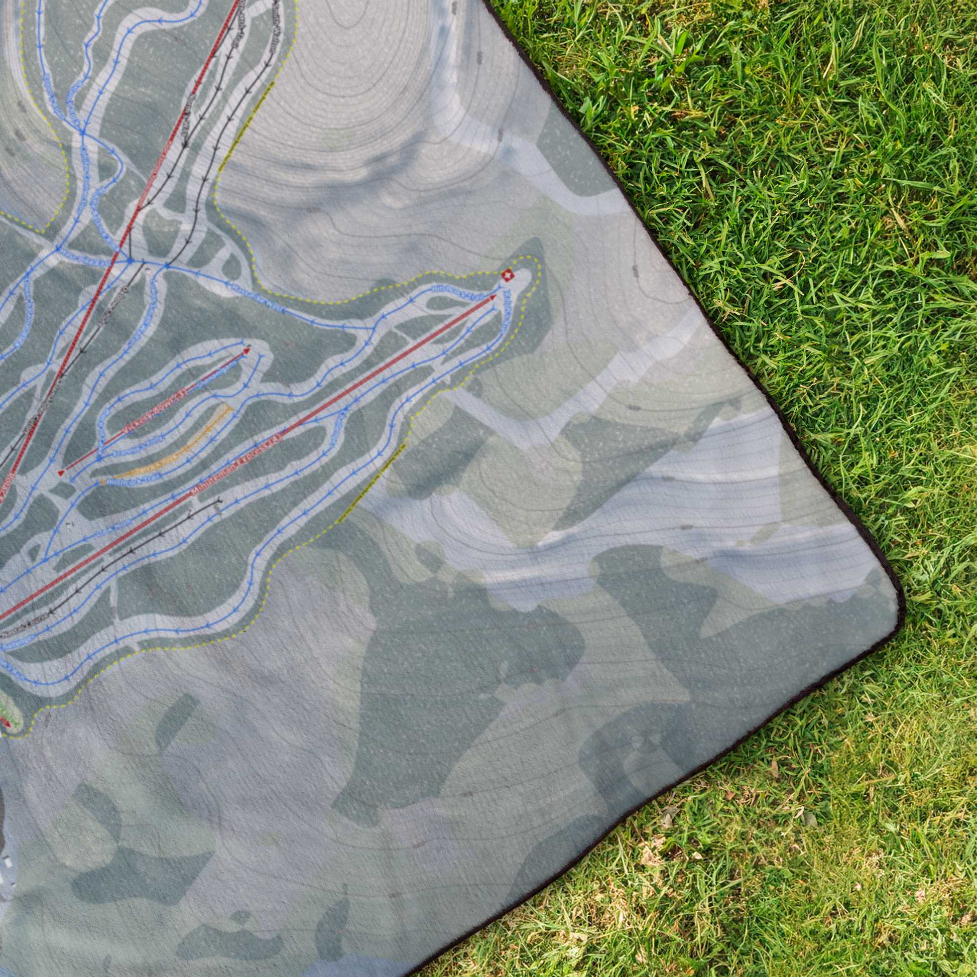 Wachusett_Mountain_StadiumBlanket_OverheadGrass_V_Mockup.png