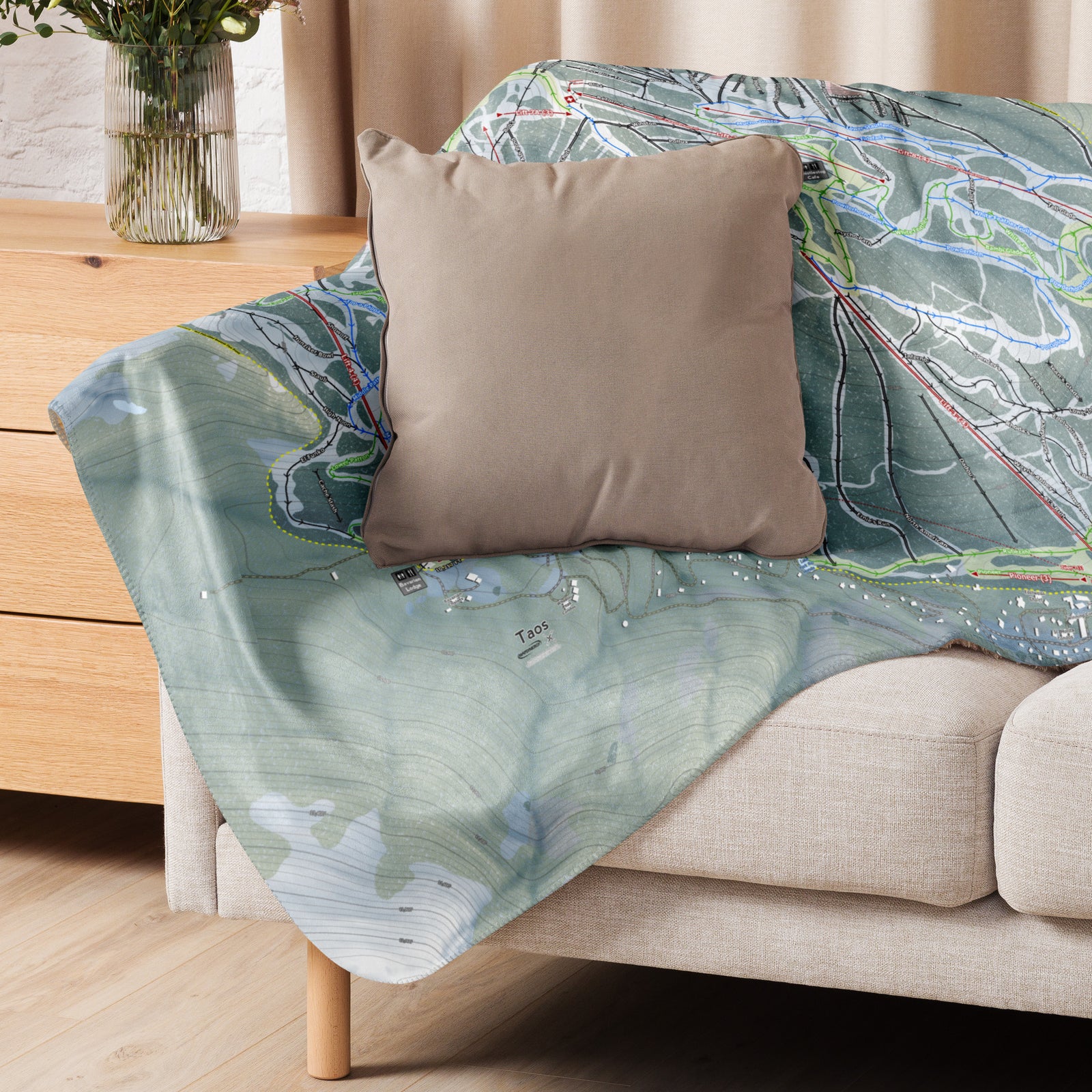 Taos, New Mexico Ski Resort Map Blanket - Powderaddicts