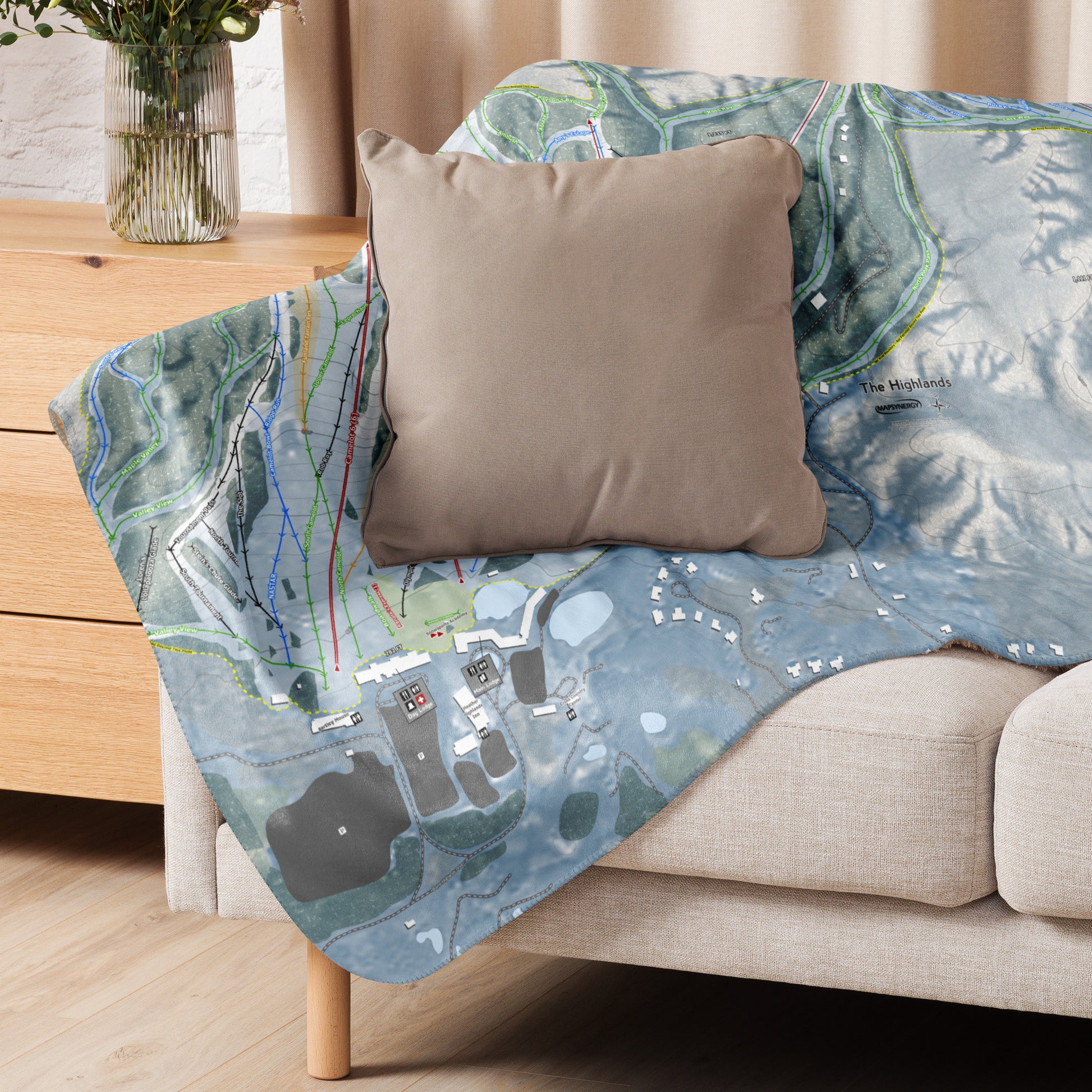 THE HIGHLANDS, MICHIGAN SKI RESORT MAP BLANKET - Powderaddicts
