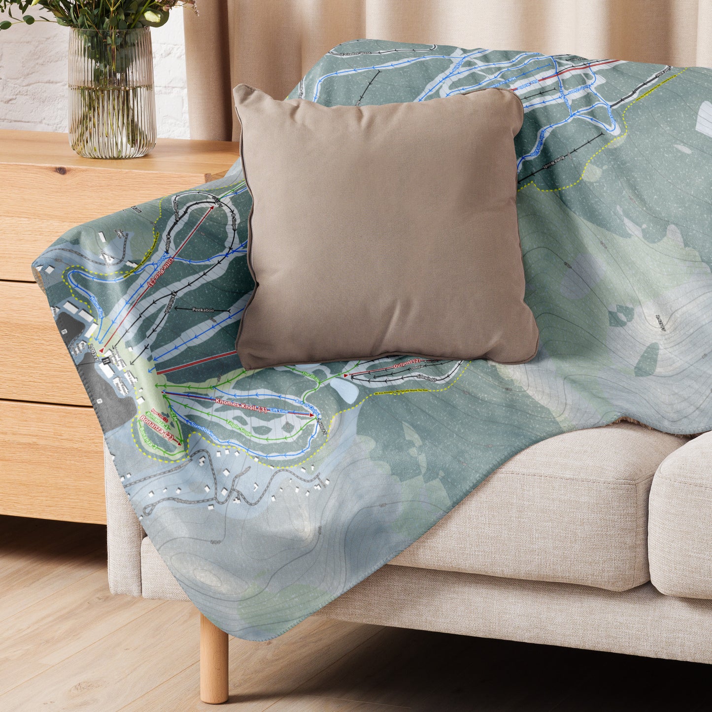 Pico Mountain, Vermont Ski resort Map Blanket - Powderaddicts