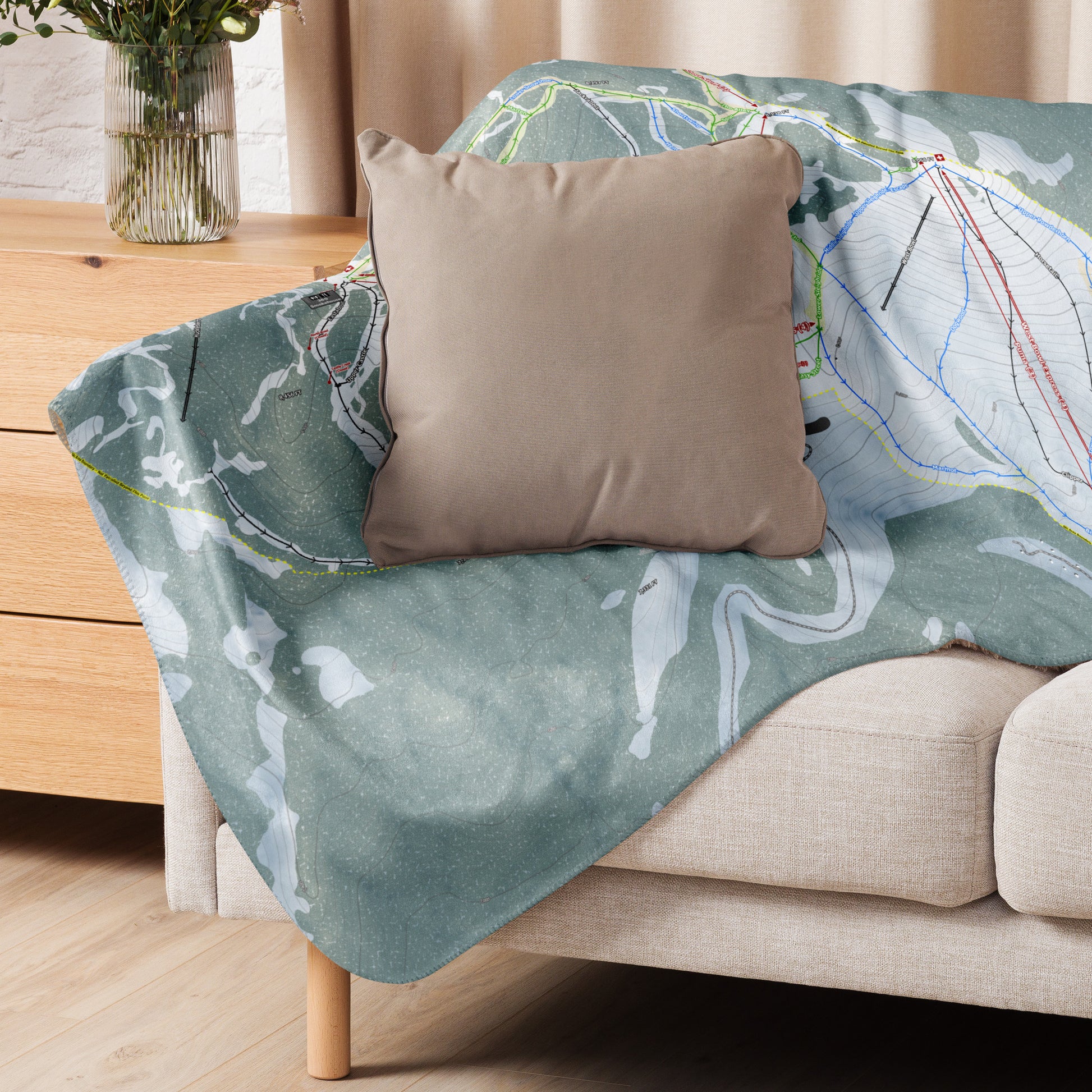 Sierra At Tahoe, California Ski Resort Map Blanket - Powderaddicts