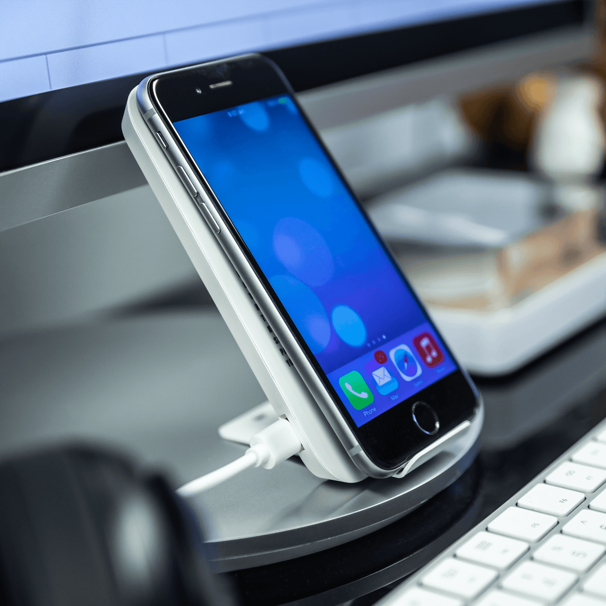 Why Ski? Prontimus Wireless Charging Stand - Powderaddicts