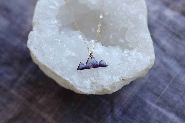 ENAMELED MOUNTAIN PENDANT NECKLACE - Powderaddicts
