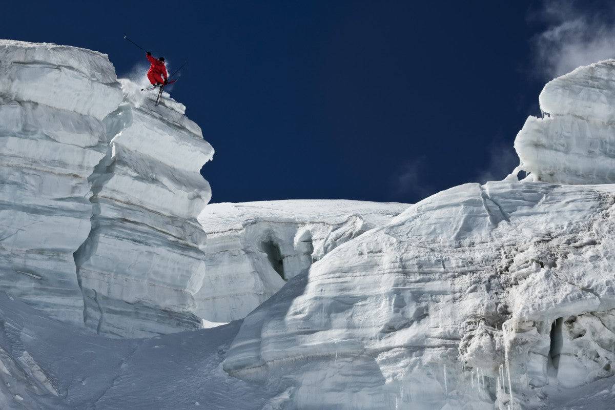 Cliff Jumping - Powderaddicts