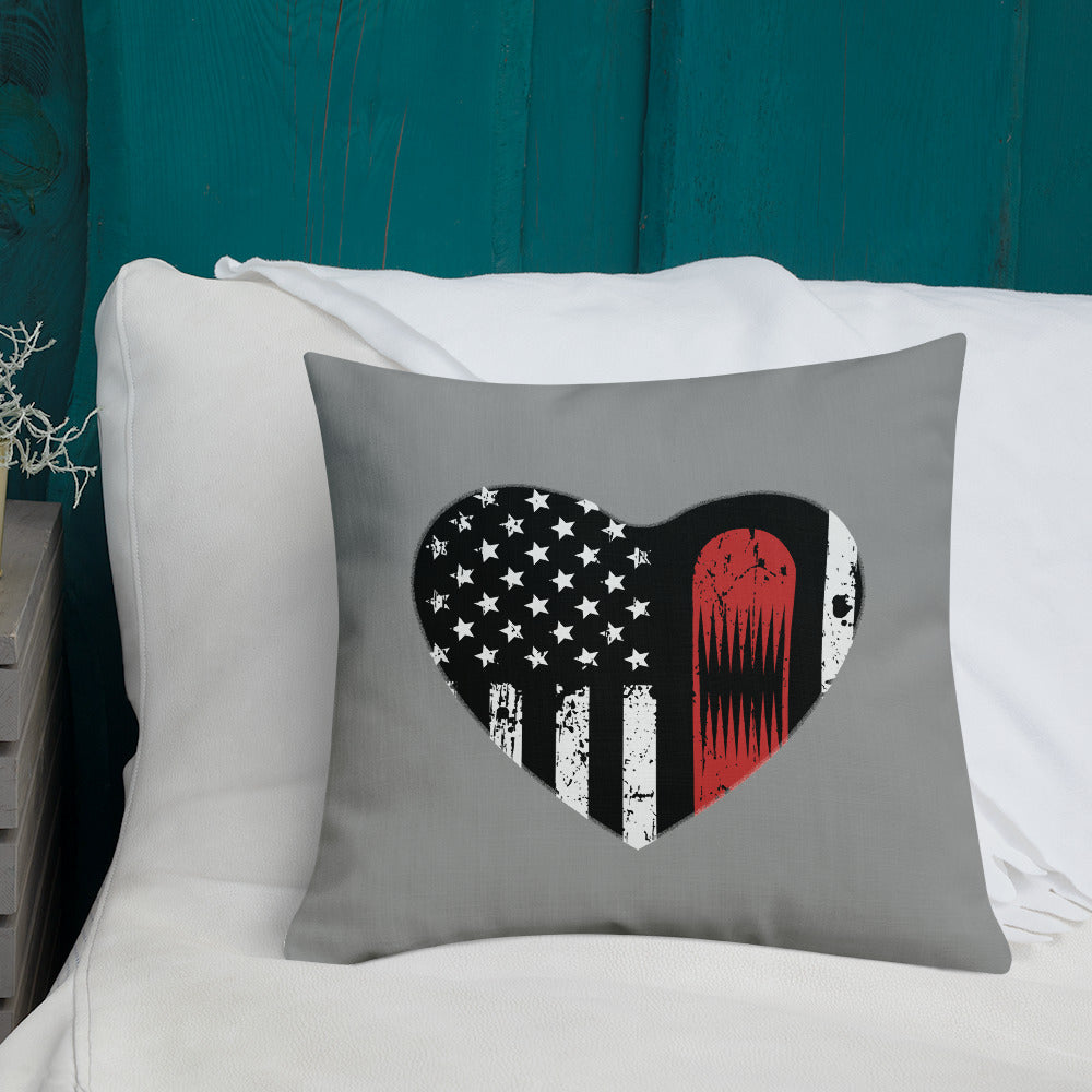 Snowboard USA Heart Flag Grey Premium Pillow - Powderaddicts