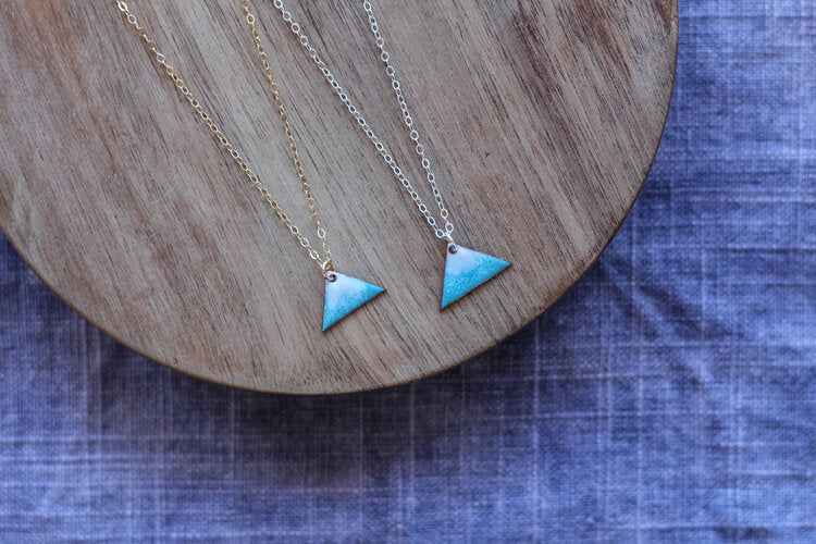 ENAMELED MOUNTAIN PEAK PENDANT NECKLACE - Powderaddicts