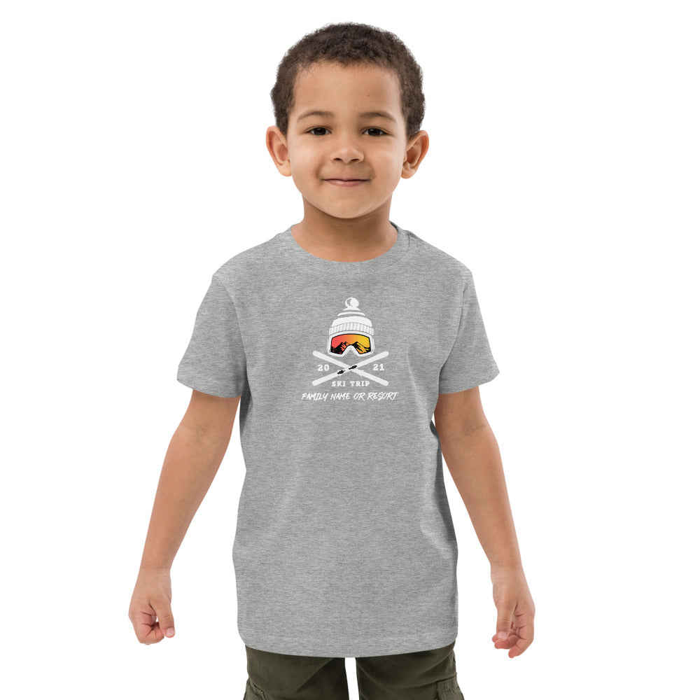 PERSONALIZED FAMILY SKI TRIP Organic cotton kids t-shirt - 2021 - Powderaddicts