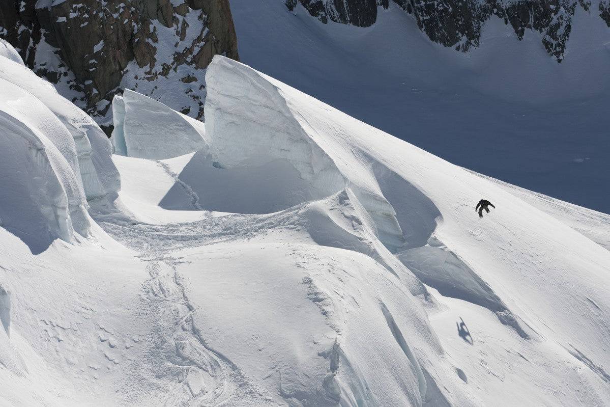 Professional snowboarder, Gigi R - Powderaddicts