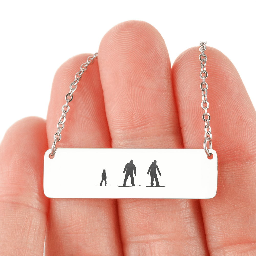 RIDING FAMILY - 1 MOM, 1 DAD, 1 Child | PERSONALIZED BAR PENDANT NECKLACE - Powderaddicts
