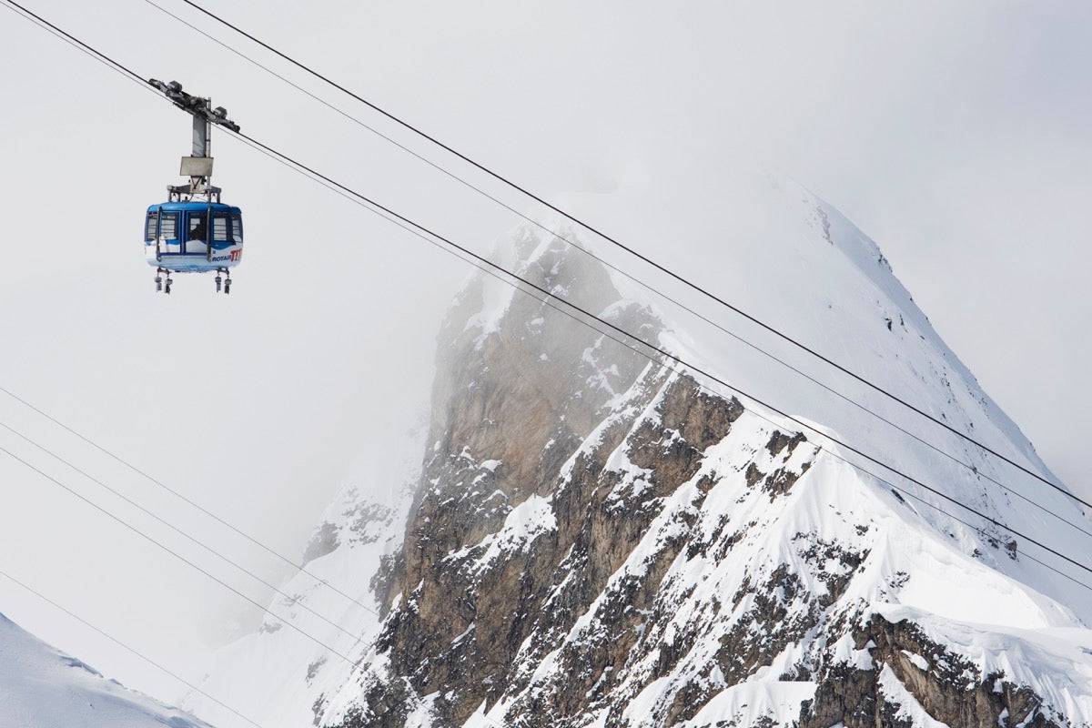 Scenic view of the Titlis Rotair - Powderaddicts
