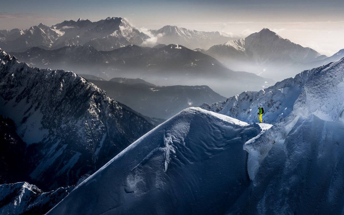 Silent Moments before Descent - Powderaddicts