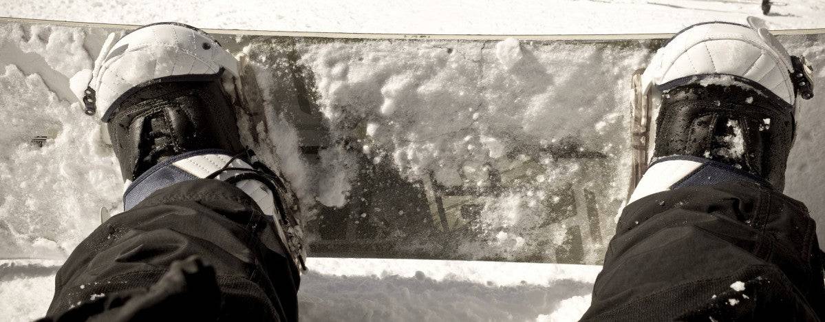 Snowboard With Boots - Powderaddicts