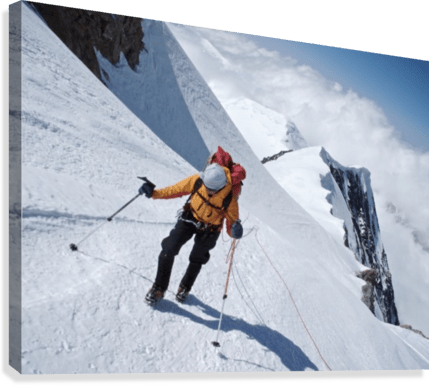Woman Makes Her Way To Windy Corner - Powderaddicts