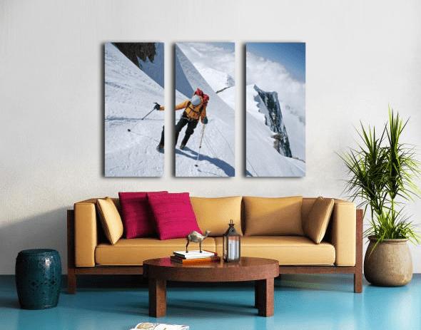 Woman Makes Her Way To Windy Corner - Powderaddicts